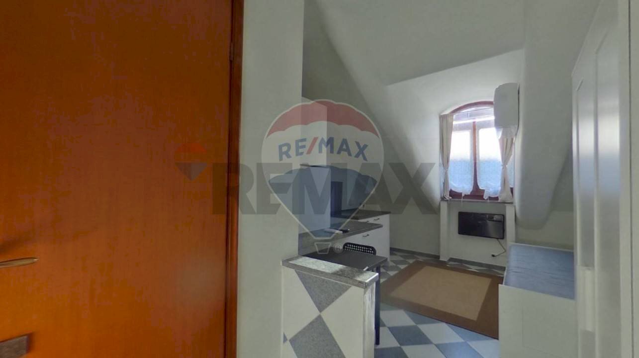 Attico Via Giovanni Francesco Napione, 43 
 Vanchiglia, Torino (zona Vanchiglia) - foto 2