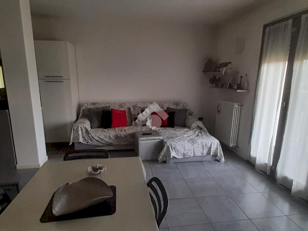 Bilocale Via Canale, Casalgrande - foto 2