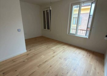 Mansarda Via Coltellini, Modena (zona Circoscrizione 1) - foto 1