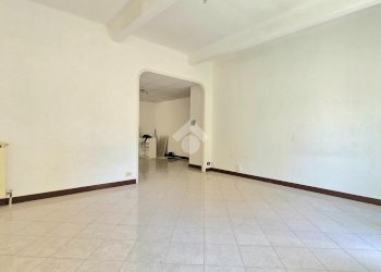 Four-room apartment Via Amerigo Vespucci, Genova (neighborhood Pegli) - photo 7