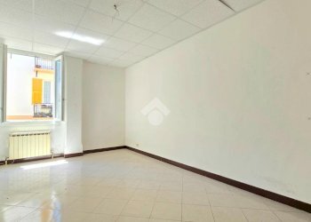 Four-room apartment Via Amerigo Vespucci, Genova (neighborhood Pegli) - photo 18