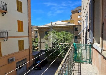 Four-room apartment Via Amerigo Vespucci, Genova (neighborhood Pegli) - photo 22