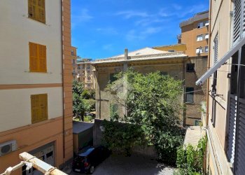 Four-room apartment Via Amerigo Vespucci, Genova (neighborhood Pegli) - photo 23