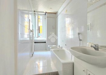 Four-room apartment Via Amerigo Vespucci, Genova (neighborhood Pegli) - photo 27