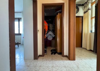 Three-room apartment Villaggio Kennedy, Galliate - photo 6