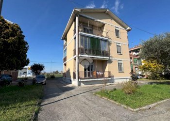 Three-room apartment Villaggio Kennedy, Galliate - photo 34