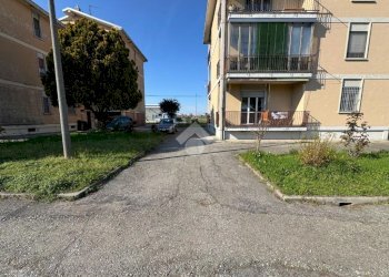 Three-room apartment Villaggio Kennedy, Galliate - photo 35