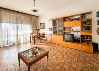 Four-room apartment Via delle Camelie, Cusano Milanino - photo 30