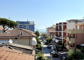 Two-room apartment Viale Bainsizza, Rimini - photo 1