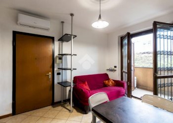 Two-room apartment Via Bolzano, Milano (neighborhood Turro) - photo 14