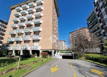 Box Via Zurigo, Milano (neighborhood Inganni) - photo 1