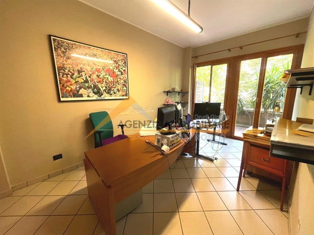 Office Ravenna (neighborhood San Biagio) - photo 1