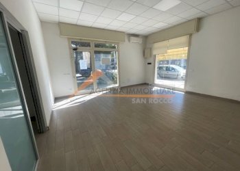 Shop Ravenna (neighborhood Punta Marina) - photo 6