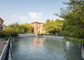 Bilocale Alzaia Naviglio Pavese, Milano - foto 1