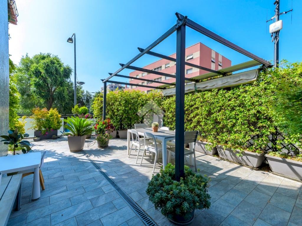 Three-room apartment Via Cuore Immacolato di Maria, Milano (neighborhood Vigentino) - photo 3