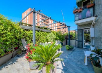 Three-room apartment Via Cuore Immacolato di Maria, Milano (neighborhood Vigentino) - photo 2