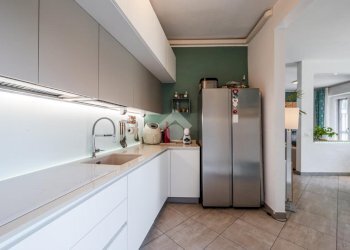 Three-room apartment Via Cuore Immacolato di Maria, Milano (neighborhood Vigentino) - photo 14