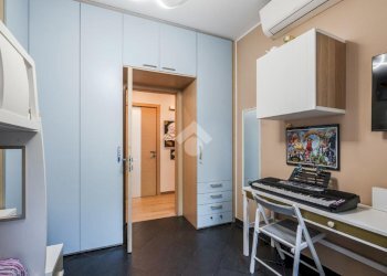 Three-room apartment Via Cuore Immacolato di Maria, Milano (neighborhood Vigentino) - photo 28