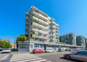 Three-room apartment Via Cuore Immacolato di Maria, Milano (neighborhood Vigentino) - photo 34