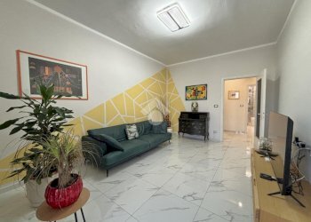 Trilocale Corso Taranto, Torino (zona Regio Parco) - foto 1