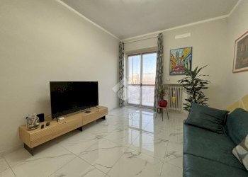 Trilocale Corso Taranto, Torino (zona Regio Parco) - foto 9