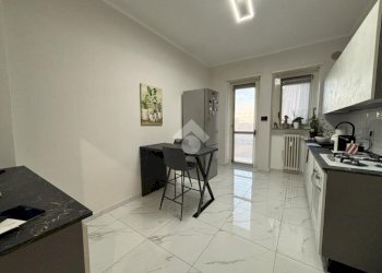 Trilocale Corso Taranto, Torino (zona Regio Parco) - foto 21