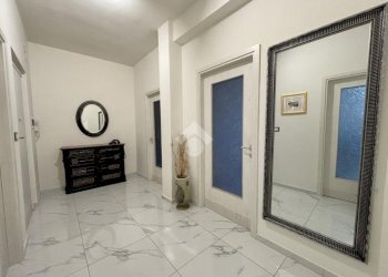 Trilocale Corso Taranto, Torino (zona Regio Parco) - foto 32