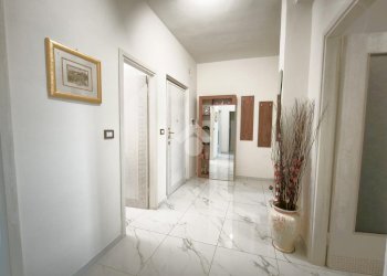 Trilocale Corso Taranto, Torino (zona Regio Parco) - foto 5