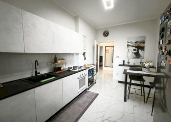 Trilocale Corso Taranto, Torino (zona Regio Parco) - foto 23