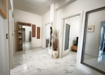 Trilocale Corso Taranto, Torino (zona Regio Parco) - foto 34