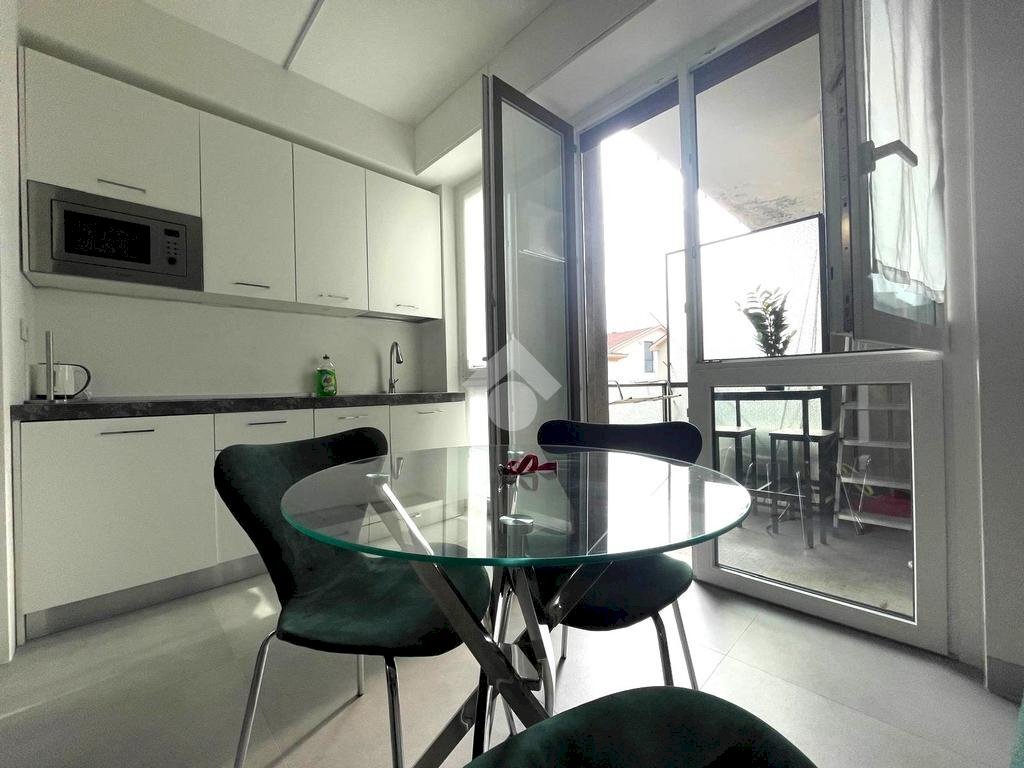 One-room apartment Via Valparaiso, Milano (neighborhood Solari) - photo 1