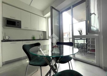 One-room apartment Via Valparaiso, Milano (neighborhood Solari) - photo 1