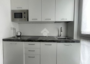 One-room apartment Via Valparaiso, Milano (neighborhood Solari) - photo 6