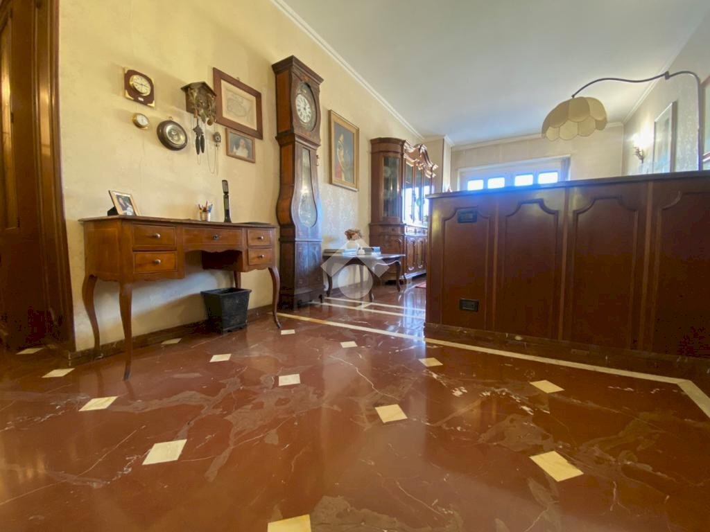 Quadrilocale Via nizza, Torino (zona Nizza Millefonti) - foto 3