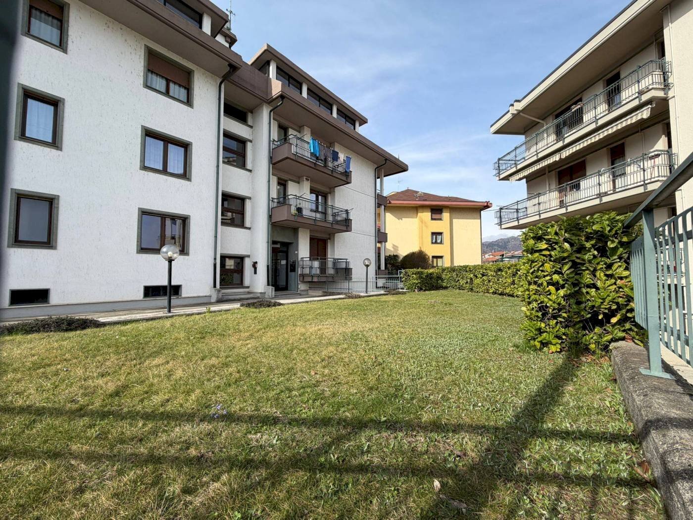 Quadrilocale Via l. Perona, Borgo San Dalmazzo - foto 1