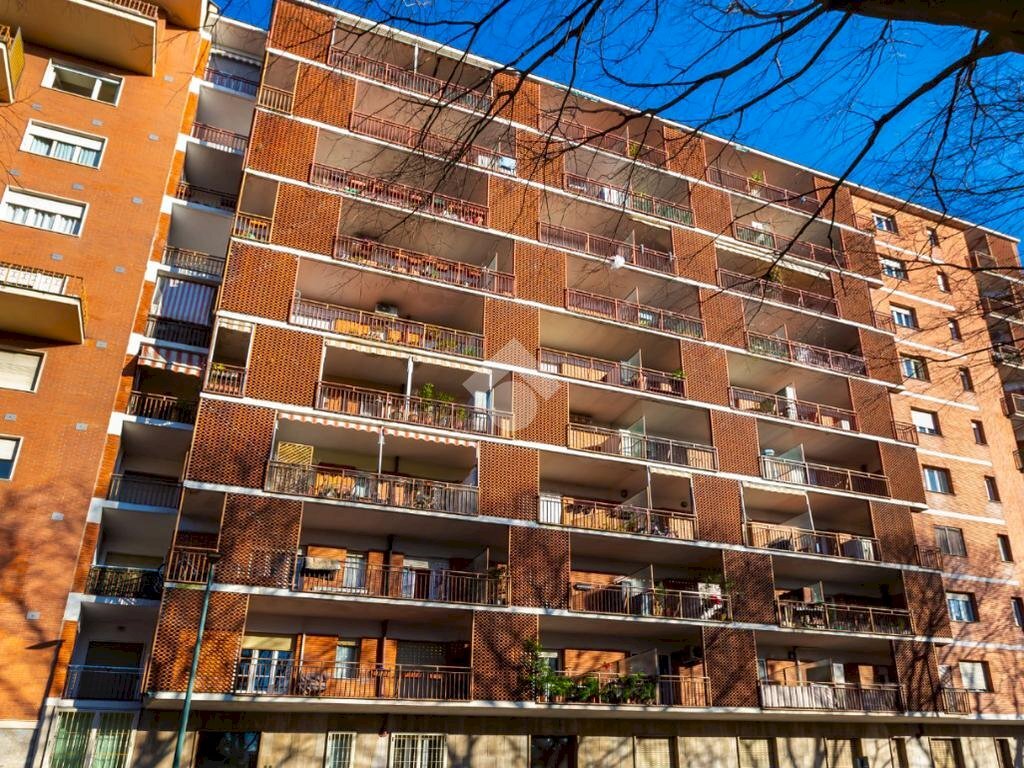 Trilocale Corso Bernardino Telesio, Torino (zona Parella) - foto 1