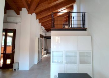 Bilocale Via Giuseppe Massarenti, 35, Bologna (zona Massarenti) - foto 2