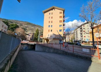 Box Via Monte Grivola, Aosta - foto 3