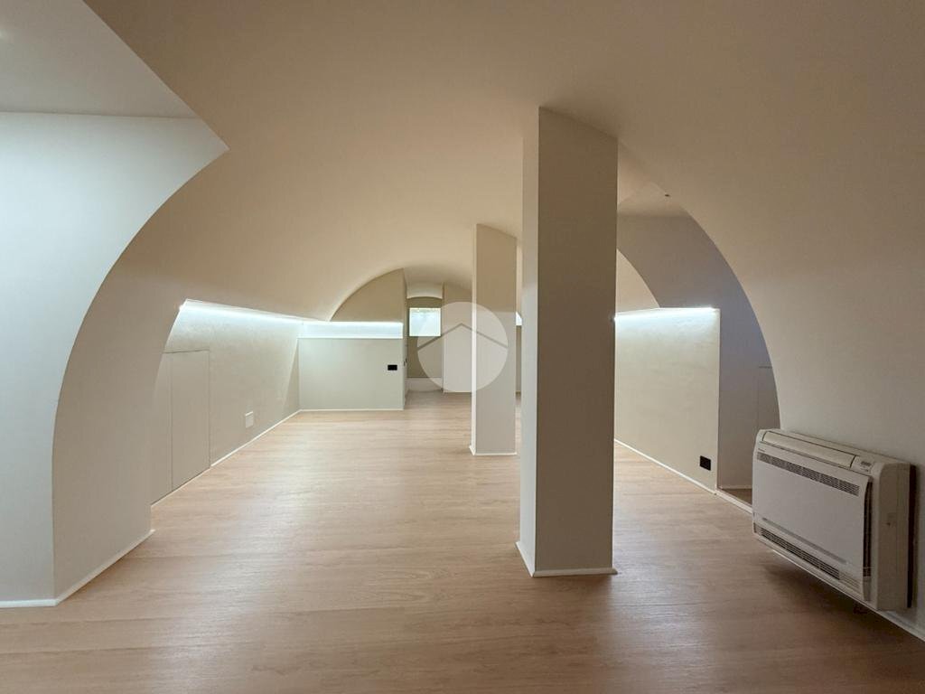 Two-room apartment Via Don Alfredo Marcoz, Asti - photo 3