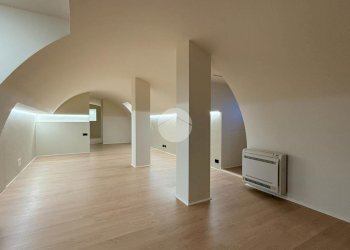 Two-room apartment Via Don Alfredo Marcoz, Asti - photo 1