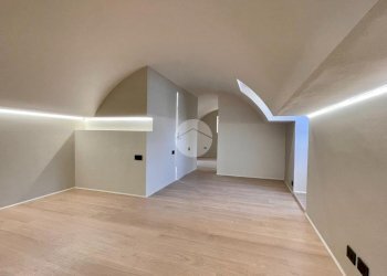 Two-room apartment Via Don Alfredo Marcoz, Asti - photo 14