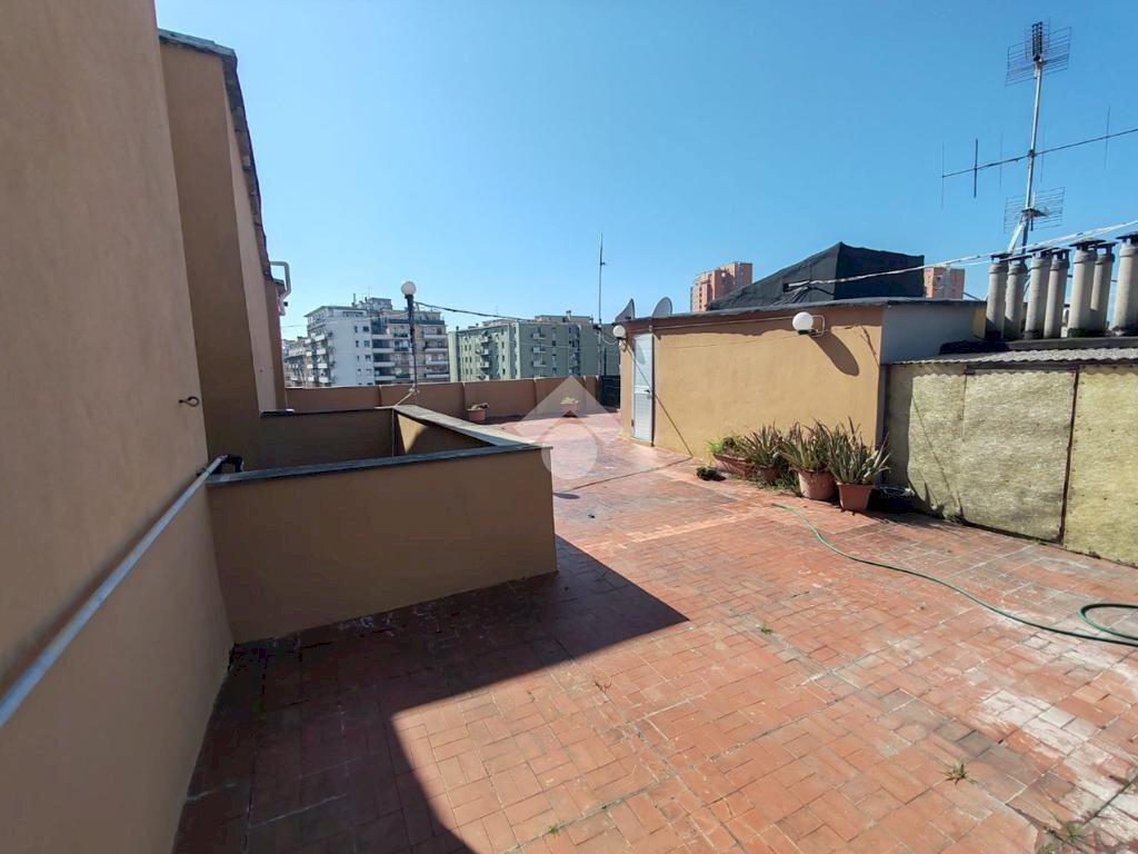 Appartamento Via Angelo Scaniglia, Genova (zona Sampierdarena) - foto 1