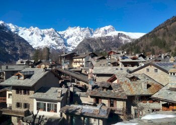 Quadrilocale Pré, Prè-Saint-Didier - foto 1