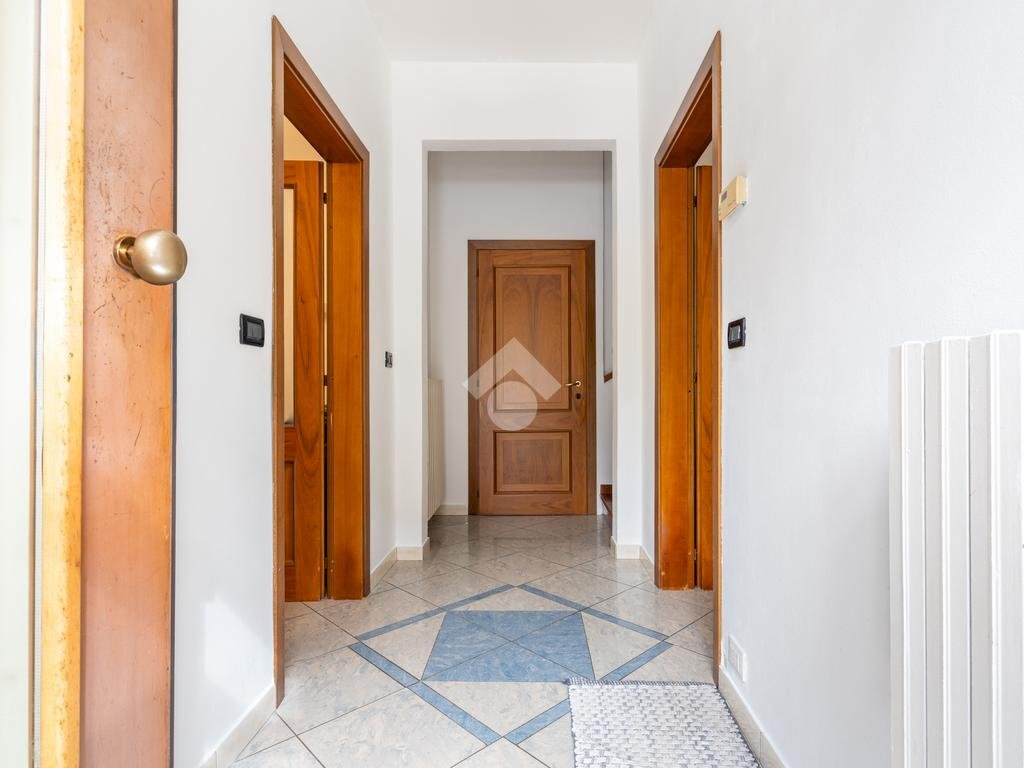 Semi-detached house Via Alessandro Volta, Copparo - photo 2