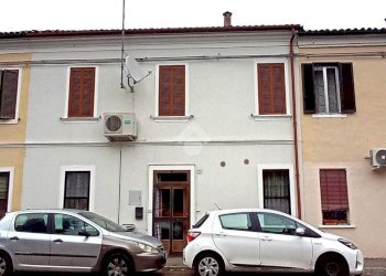 Semi-detached house Via Alessandro Volta, Copparo - photo 3