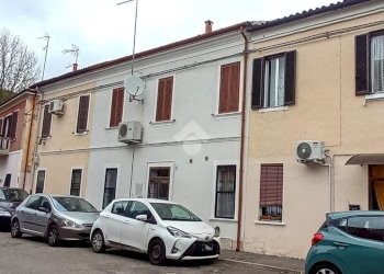 Semi-detached house Via Alessandro Volta, Copparo - photo 6