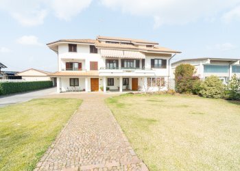 Villa Bifamiliare Via Montanera, Cuneo - foto 1