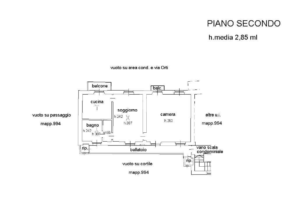 Three-room apartment Via Orti, Chivasso - floor plans 1