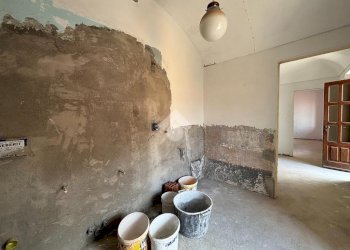 Three-room apartment Via Orti, Chivasso - photo 24