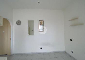 One-room apartment Via Don Vercesi, Bresso - photo 5